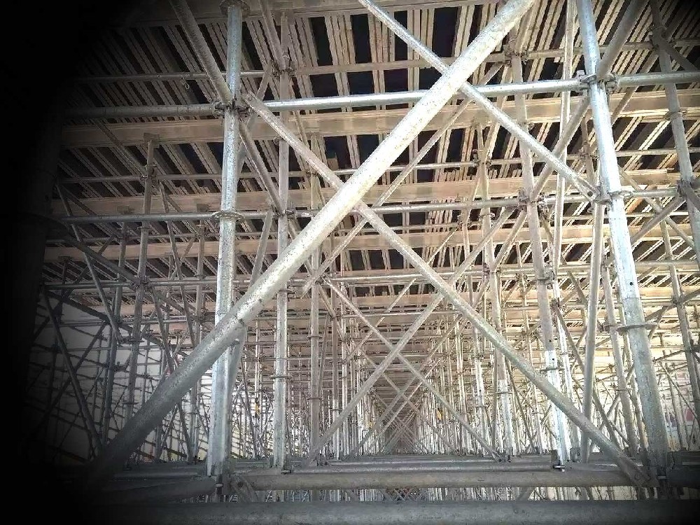 鋼管鍍鋅盤扣腳手架租賃合同